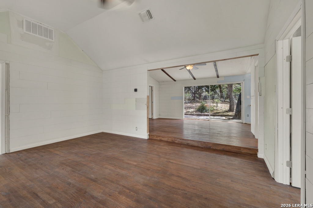 499 Lakeway Spring Branch, TX 78070 - Photo 7 of 47