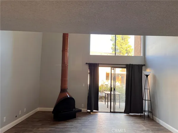 $1,900 | 901 South Mountain Avenue, Ontario, CA 91762