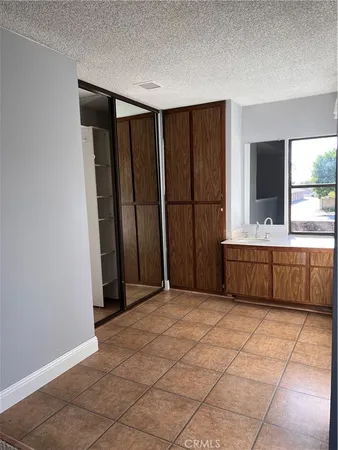 $1,900 | 901 South Mountain Avenue, Ontario, CA 91762