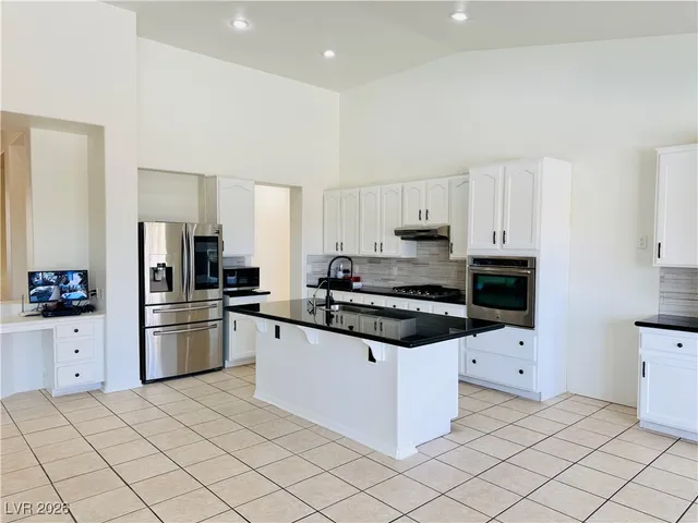 $3,500 | 2547 Serenity Hollow Drive, Henderson, NV 89052