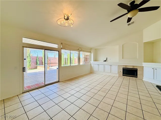 $3,500 | 2547 Serenity Hollow Drive, Henderson, NV 89052