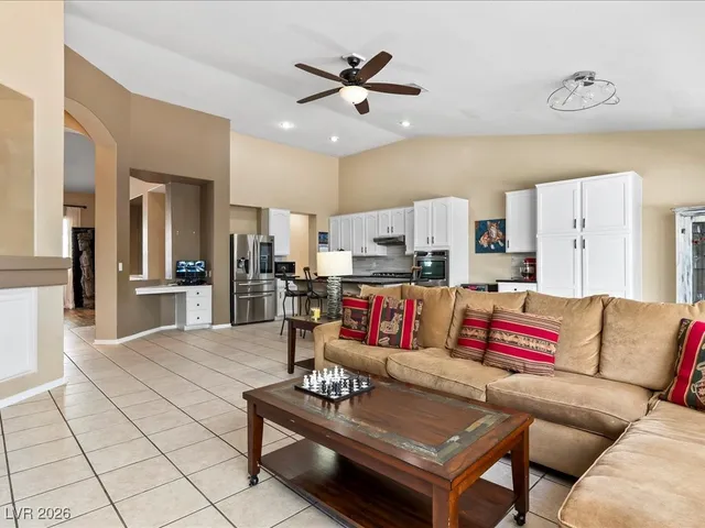 $3,500 | 2547 Serenity Hollow Drive, Henderson, NV 89052