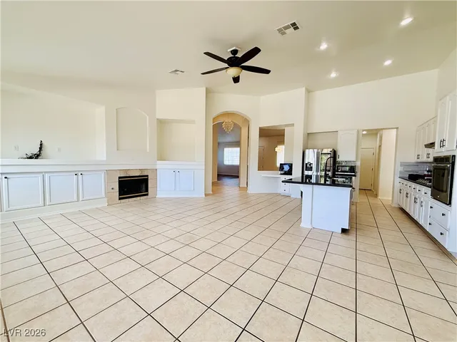 $3,500 | 2547 Serenity Hollow Drive, Henderson, NV 89052