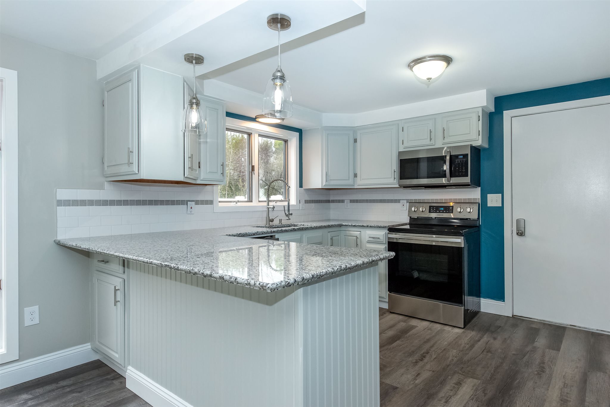 265 Eastern Avenue Rochester, NH 03867 - Photo 14 of 32