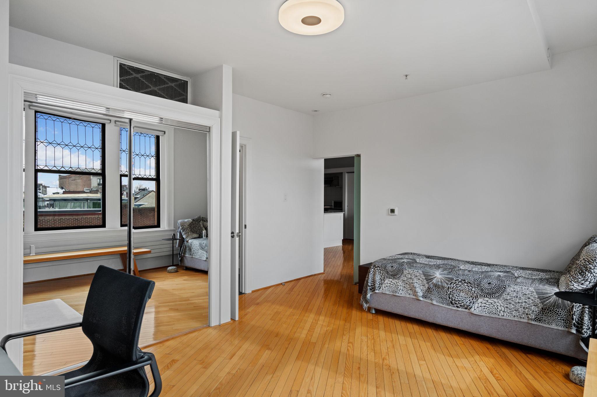 1213-15 Locust Street, Unit B Philadelphia, PA 19107 - Photo 28 of 38