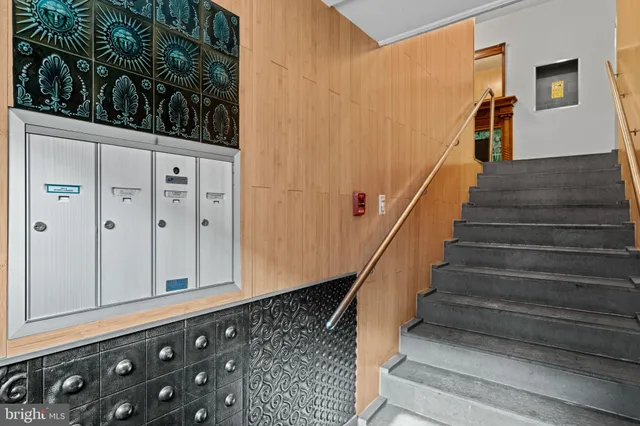 $885,000 | 1213-15 Locust Street, Unit B, Philadelphia, PA 19107