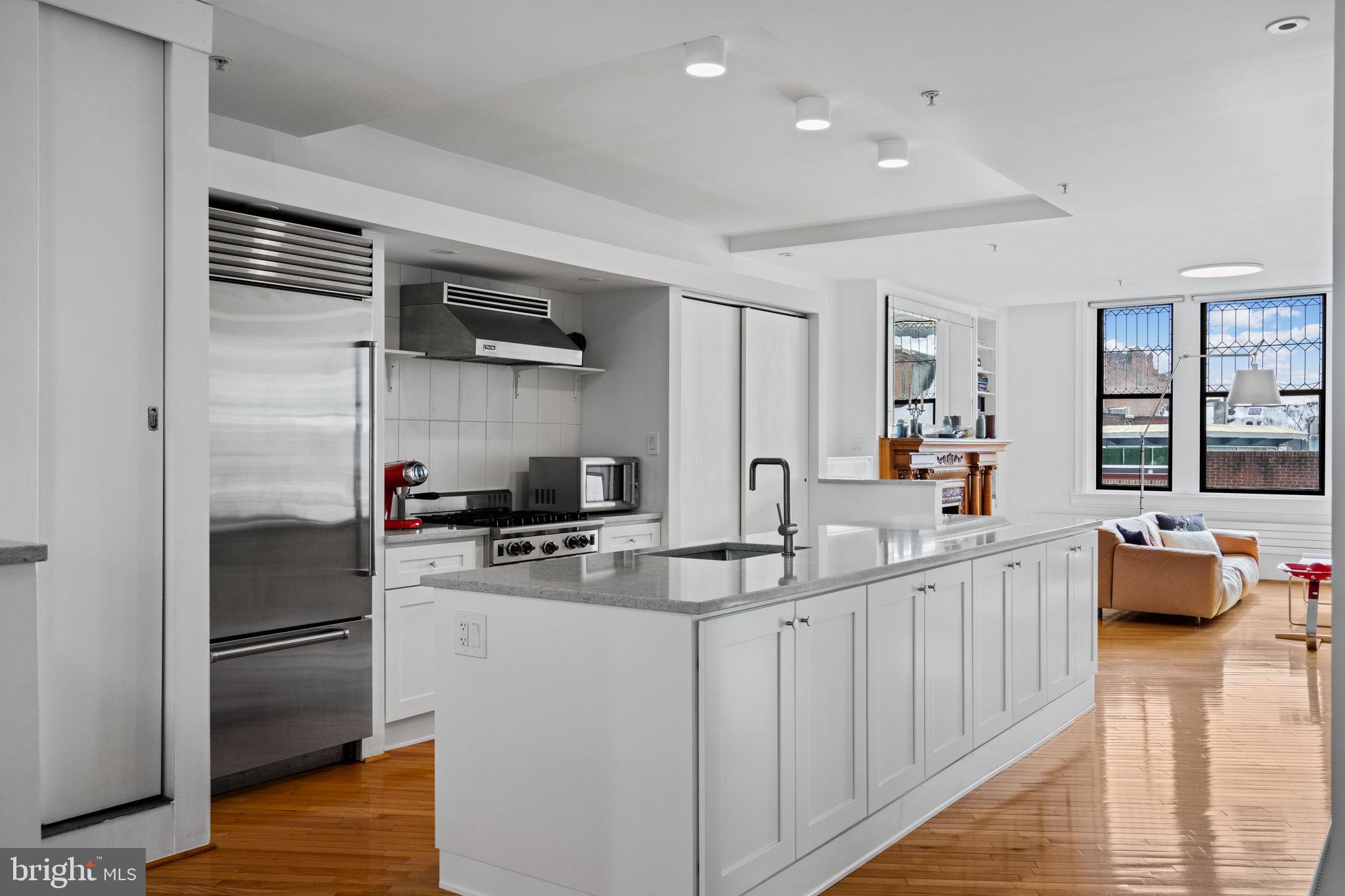 1213-15 Locust Street, Unit B Philadelphia, PA 19107 - Photo 9 of 38