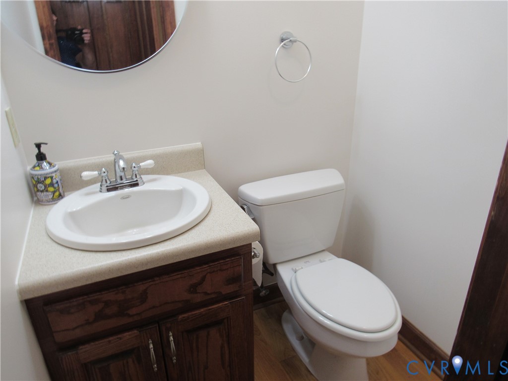 2818 Brookforest Road Midlothian, VA 23112 - Photo 14 of 27
