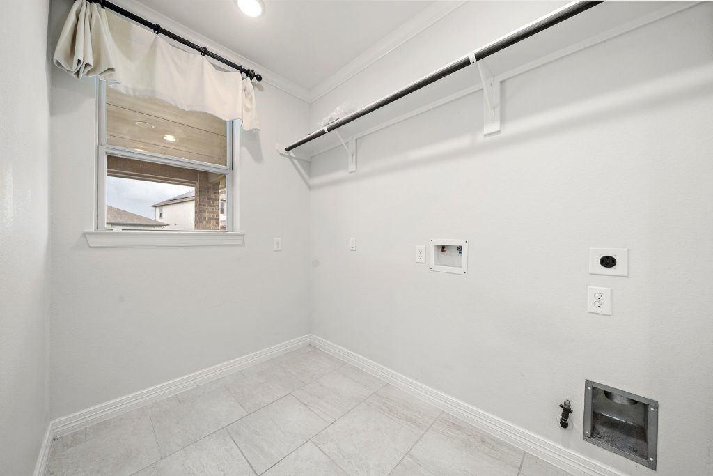 3810 Everly Bend Drive Spring, TX 77386 - Photo 24 of 40 a view of an empty room with a window