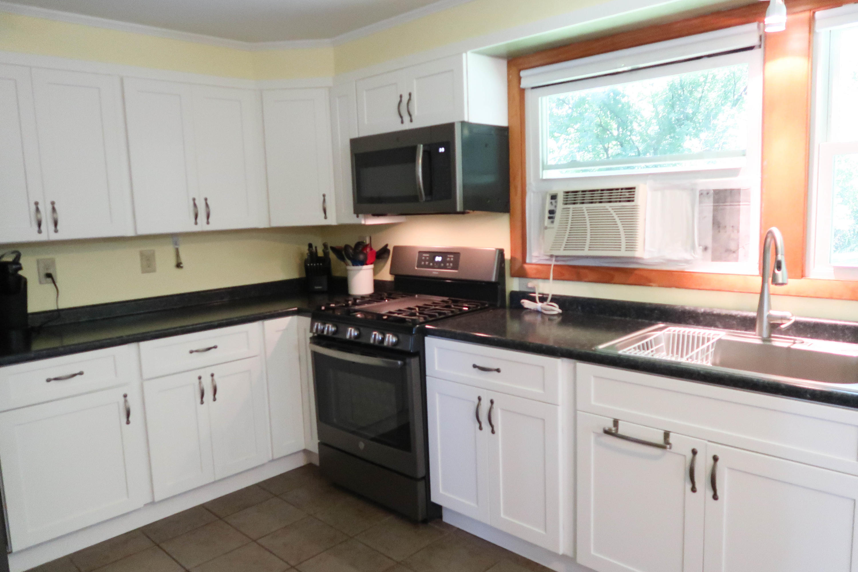 649 West River Road Augusta, ME 04330 - Photo 12 of 41 IMG_0447