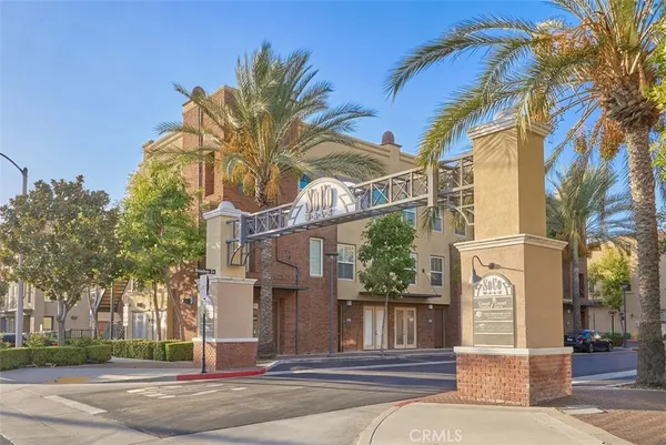 $824,800 | 180 Village Court, Fullerton, CA 92832