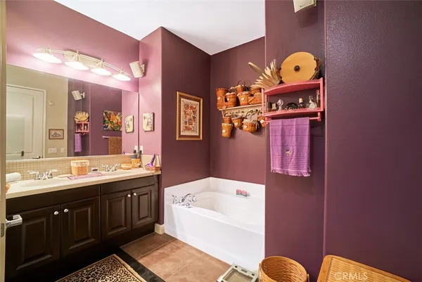 $824,800 | 180 Village Court, Fullerton, CA 92832