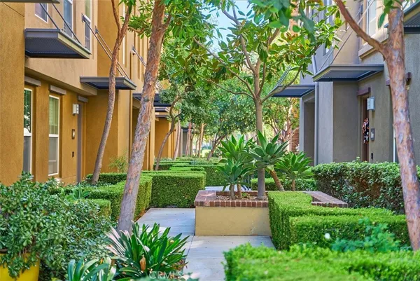$824,800 | 180 Village Court, Fullerton, CA 92832
