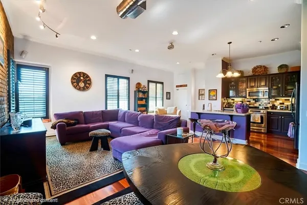 $824,800 | 180 Village Court, Fullerton, CA 92832