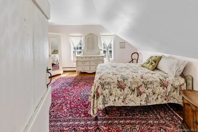 $1,595,000 | 1680 North Sea Road, Southampton, NY 11968