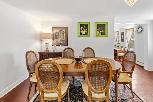 $1,595,000 | 1680 North Sea Road, Southampton, NY 11968