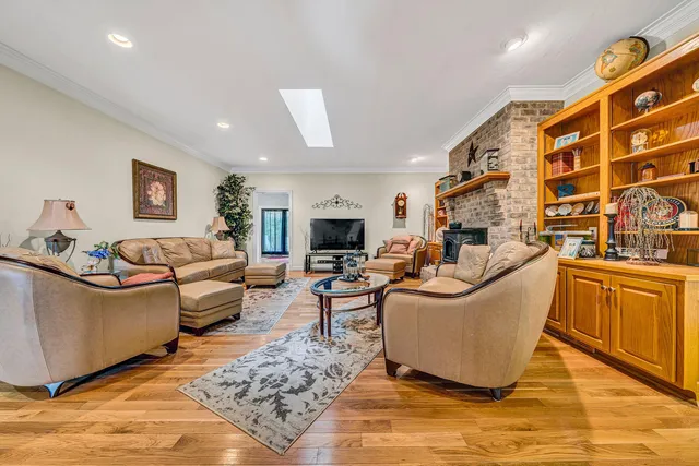 $698,500 | 294 Heritage Drive, Blue Ridge, VA 24064