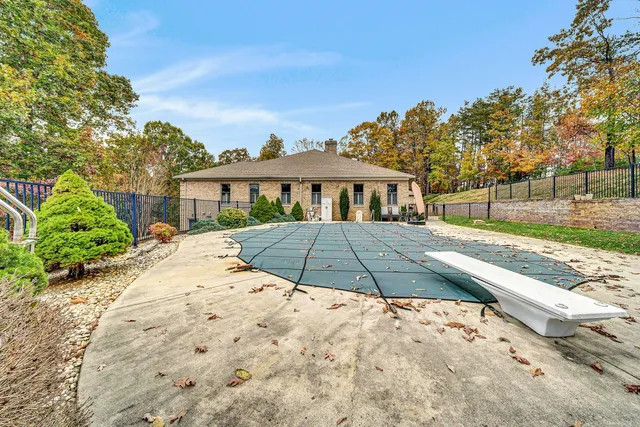 $698,500 | 294 Heritage Drive, Blue Ridge, VA 24064