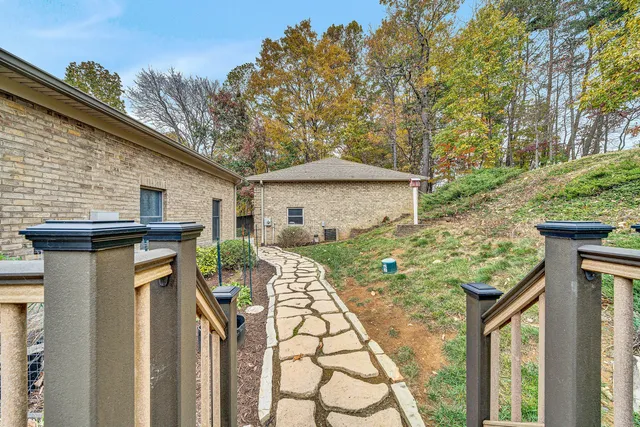 $698,500 | 294 Heritage Drive, Blue Ridge, VA 24064