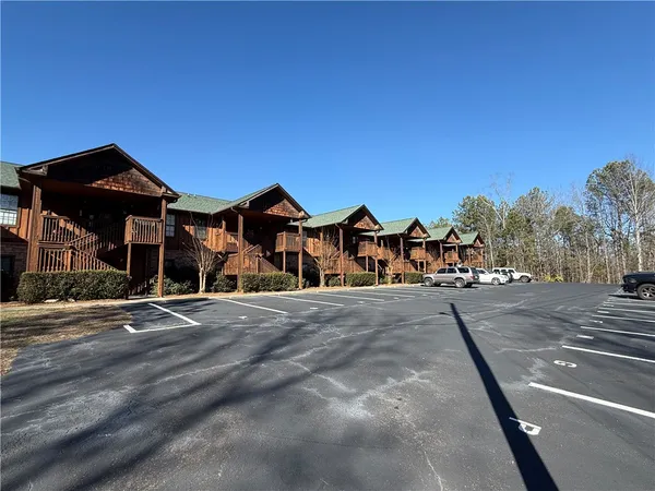 $290,000 | 312 Killdevil Hill, Six Mile, SC 29682