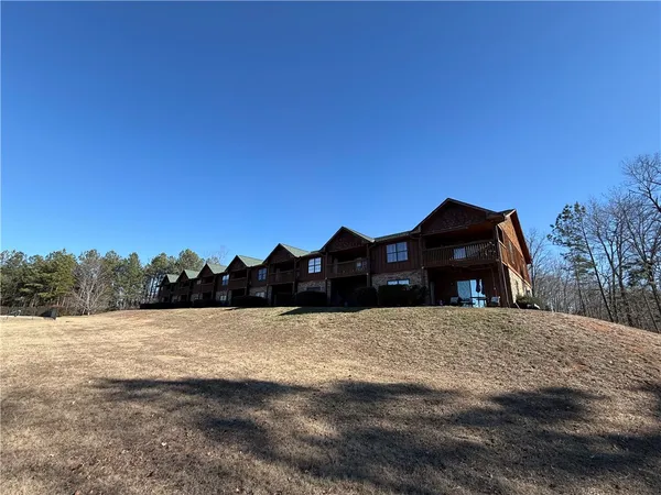 $290,000 | 312 Killdevil Hill, Six Mile, SC 29682
