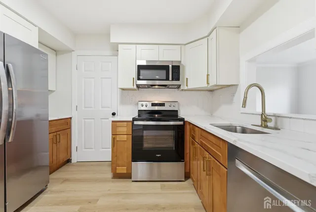 $415,000 | 143 Banwell Lane, Mount Laurel, NJ 08054