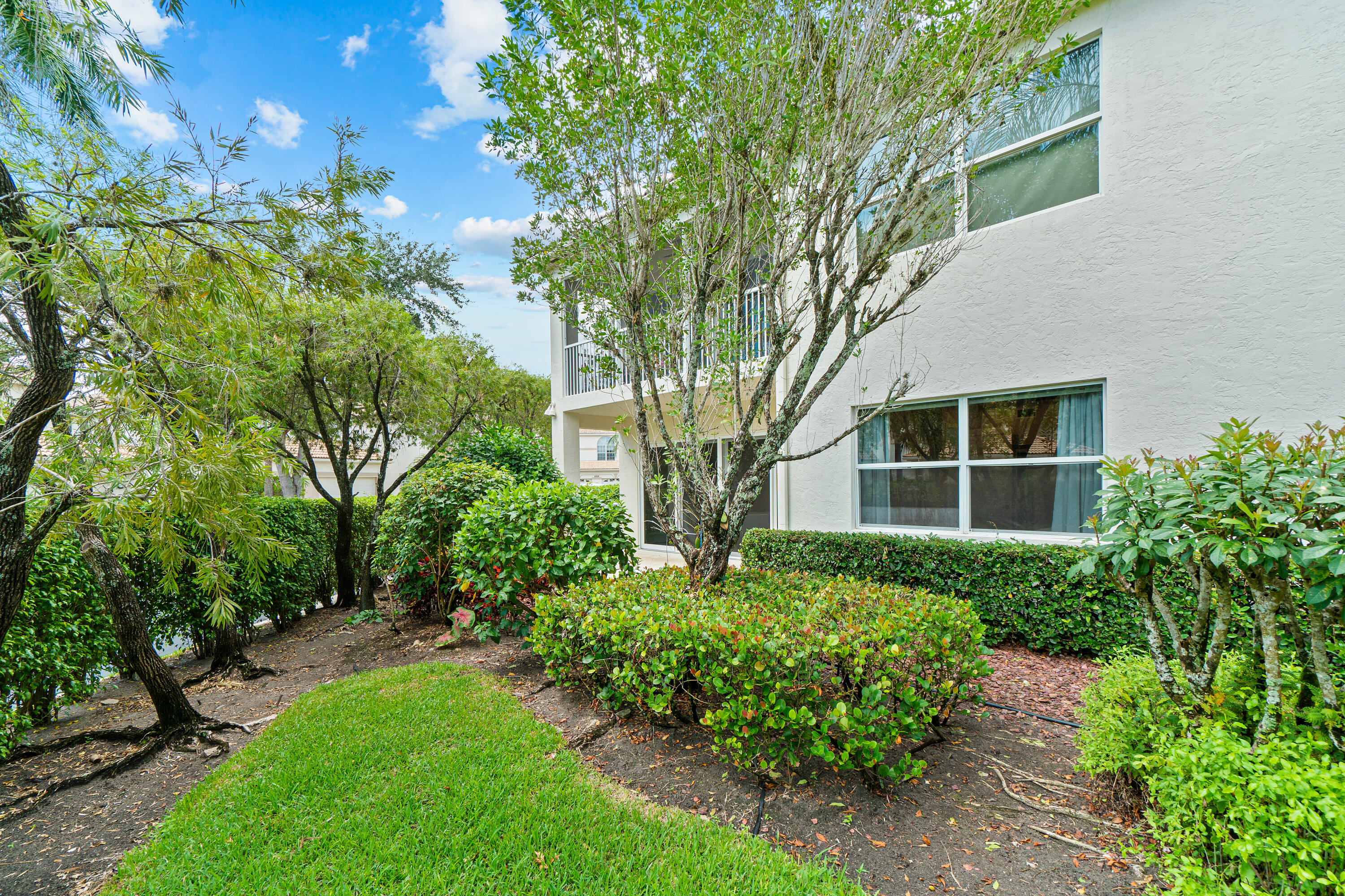 6308 Graycliff Drive, Unit B Boca Raton, FL 33496 - Photo 27 of 29 Exterior