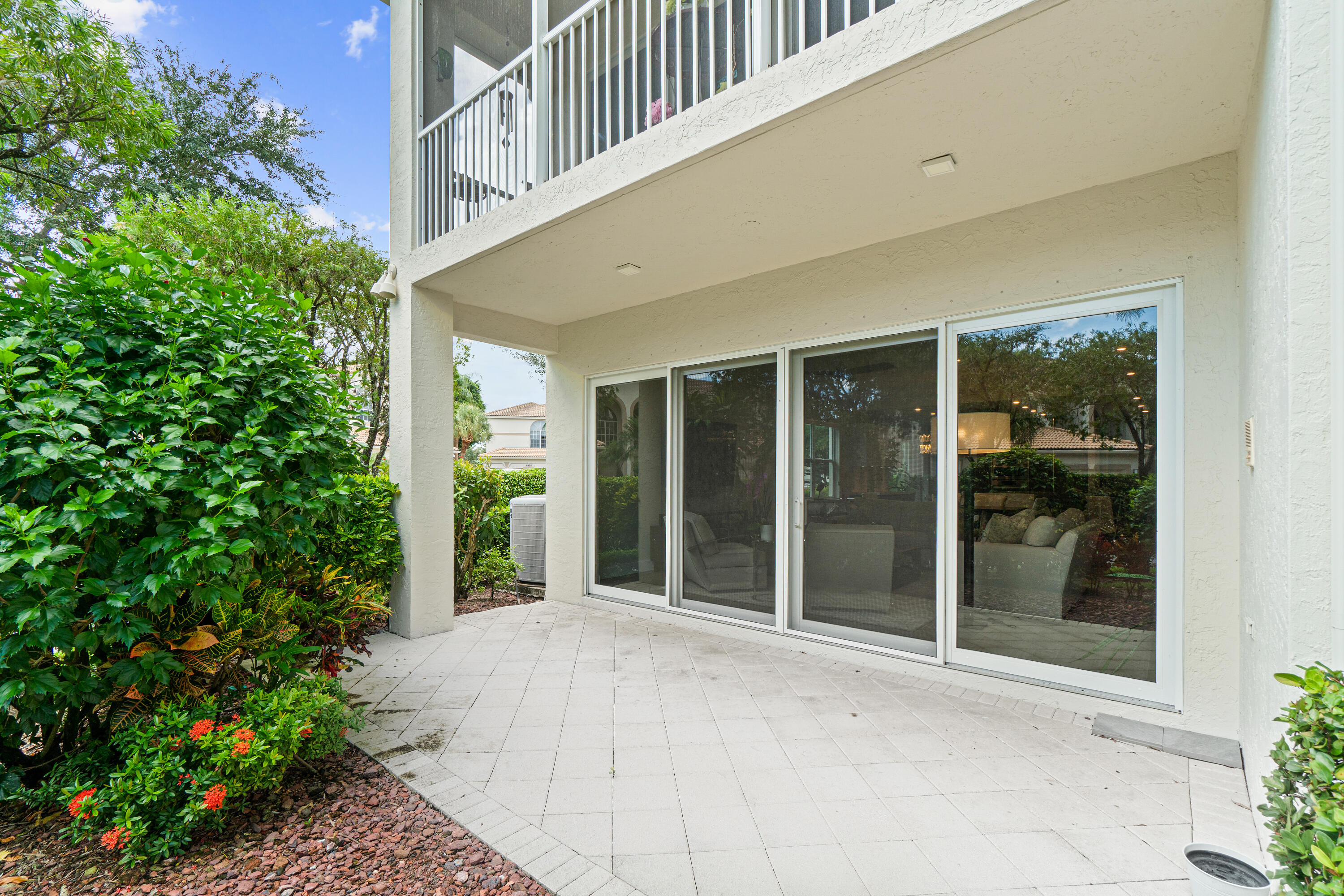 6308 Graycliff Drive, Unit B Boca Raton, FL 33496 - Photo 28 of 29 Patio
