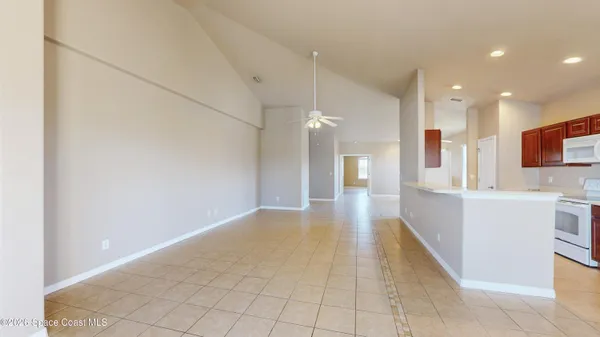 $2,300 | 916 Ocaso Lane, Unit 206, Rockledge, FL 32955