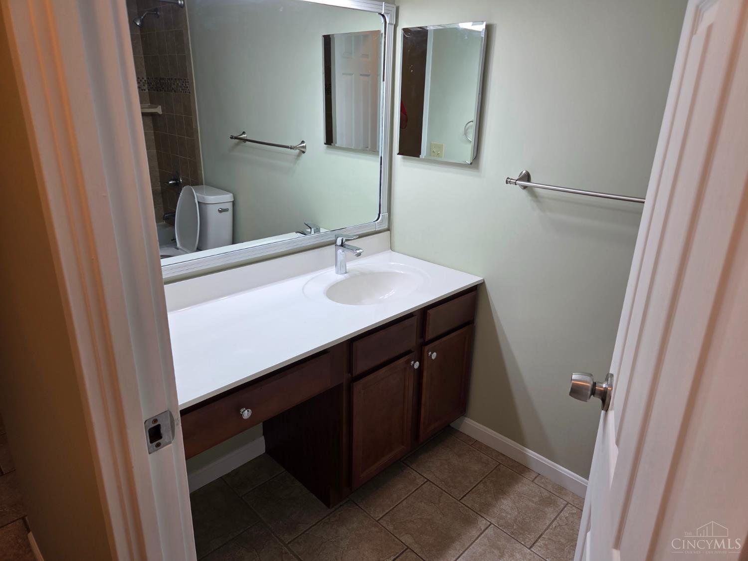 6602 Hearne Road, Unit 46 Cincinnati, OH 45248 - Photo 18 of 30