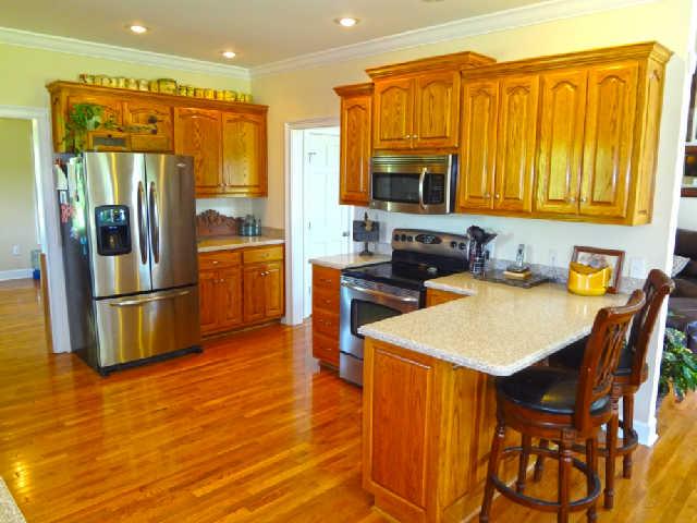 341 Johnson Branch Road Pulaski, TN 38478 - Photo 9 of 20