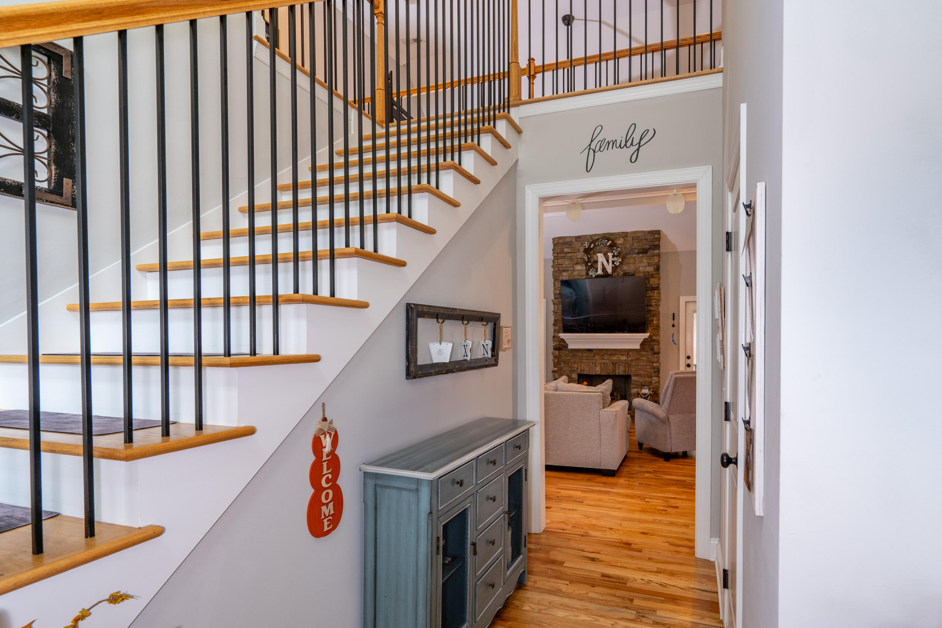 545 Live Oak Road Ringgold, GA 30736 - Photo 23 of 55 Open Stairs