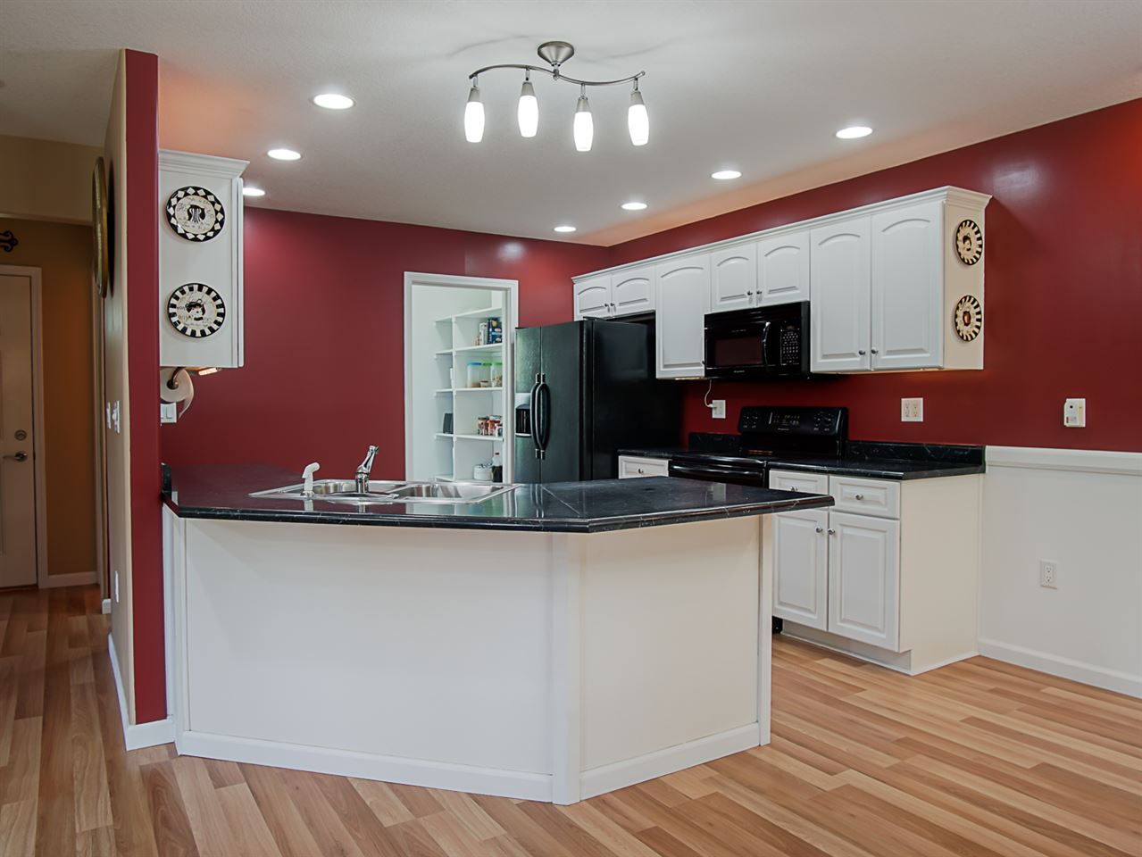 14001 West County Line Road South Roanoke, IN 46783 - Photo 9 of 36