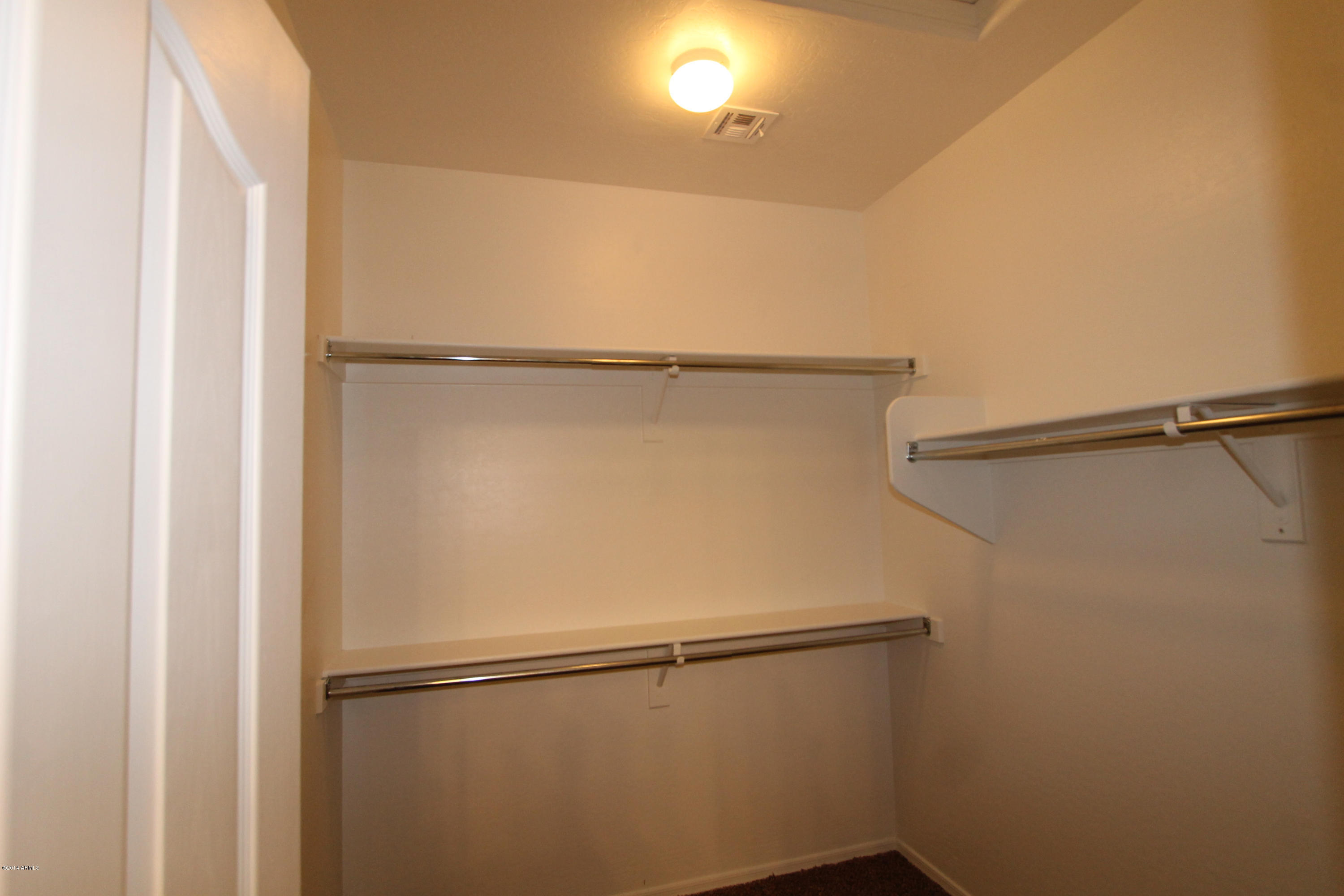 1274 East Walnut Road Gilbert, AZ 85298 - Photo 14 of 26 IMG_7861