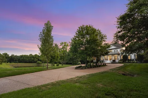 $2,900,000 | 1115 Wilson Pike, Brentwood, TN 37027