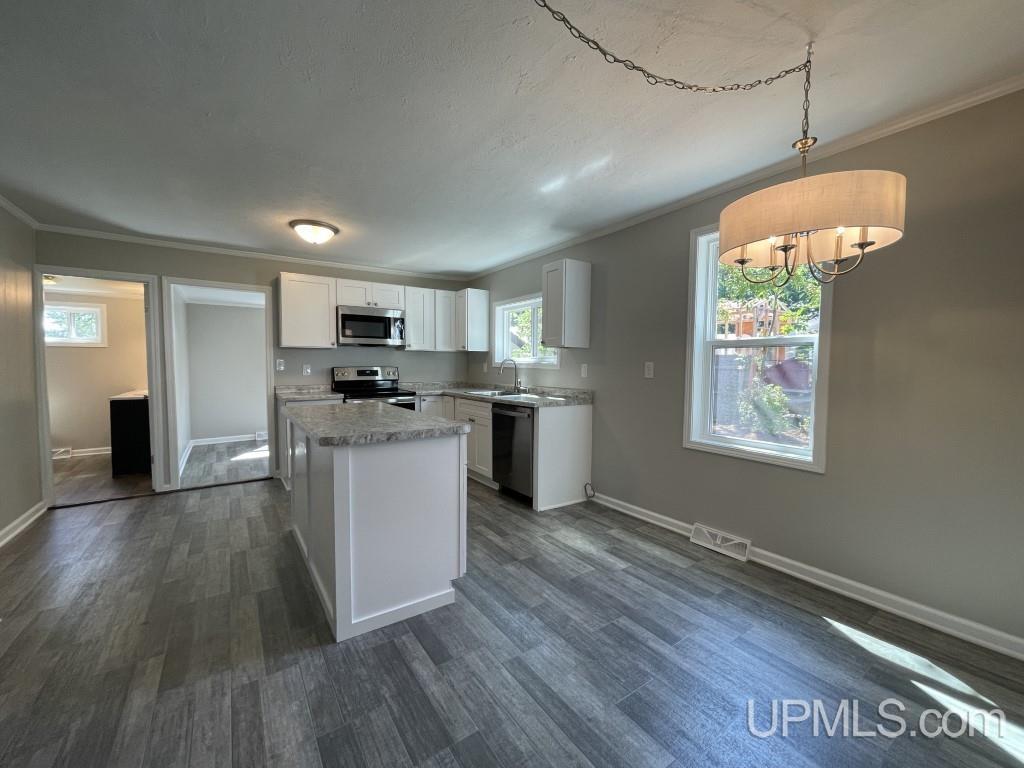 923 Halliday Street L'Anse, MI 49946 - Photo 3 of 52