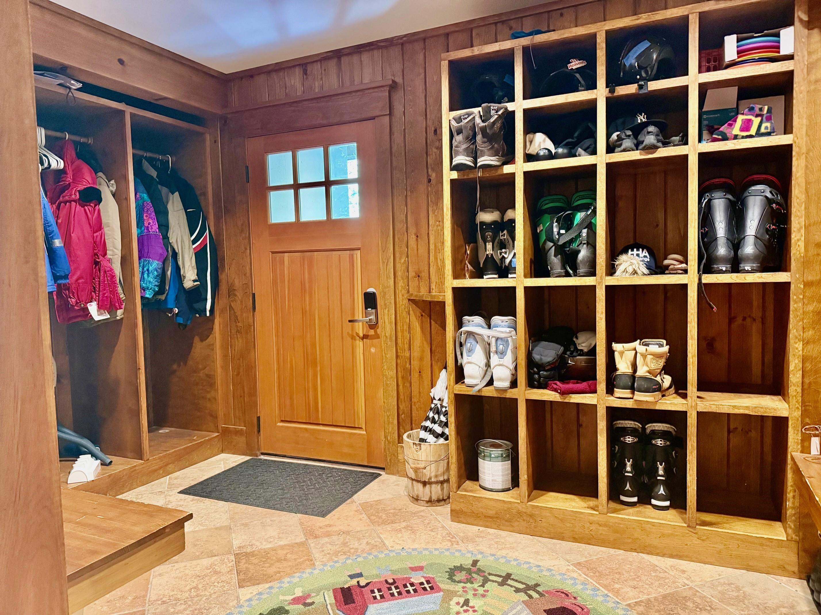 6 Chad Circle Winhall, VT 05340 - Photo 4 of 43