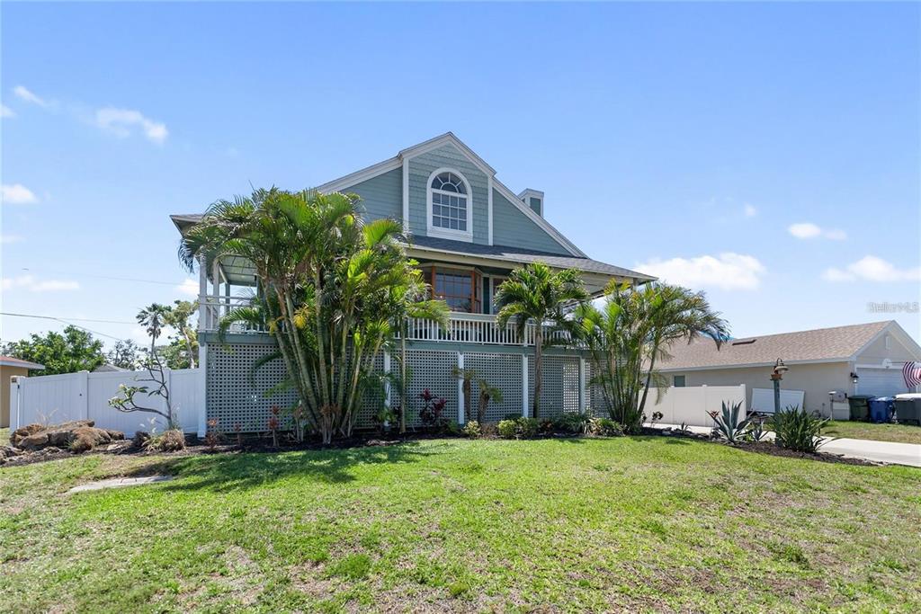 861 Nectar Road Venice, FL 34293 - Photo 3 of 74