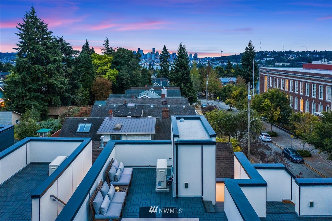 1709 North 42nd Street Seattle, WA 98103 - Photo 22 of 30