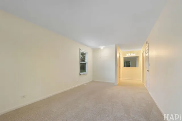 $525,000 | 810 Harvest Drive, Lake Zurich, IL 60047