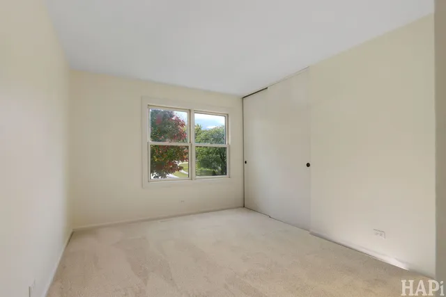 $525,000 | 810 Harvest Drive, Lake Zurich, IL 60047