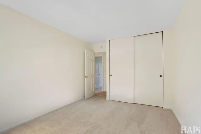 $525,000 | 810 Harvest Drive, Lake Zurich, IL 60047