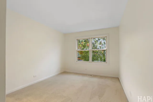 $525,000 | 810 Harvest Drive, Lake Zurich, IL 60047