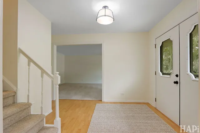 $525,000 | 810 Harvest Drive, Lake Zurich, IL 60047