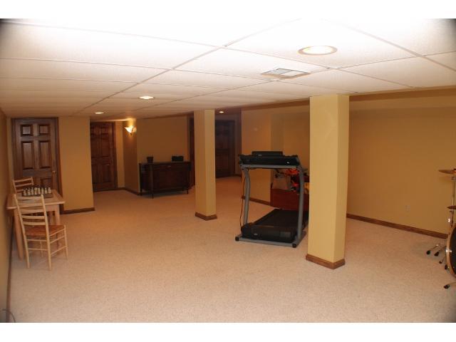 524 Ridge View Court Powell, OH 43065 - Photo 21 of 25 Gallery Image 21