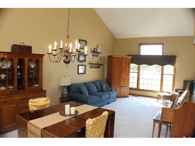 524 Ridge View Court Powell, OH 43065 - Photo 7 of 25 Gallery Image 7
