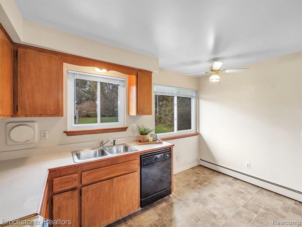 2960 York Road Rochester Hills, MI 48309 - Photo 6 of 24