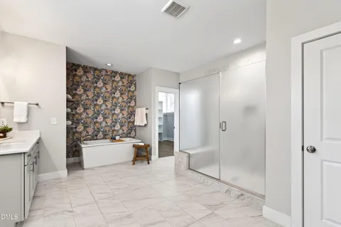$1,050,000 | 23 Bonterra Way, Chapel Hill, NC 27516