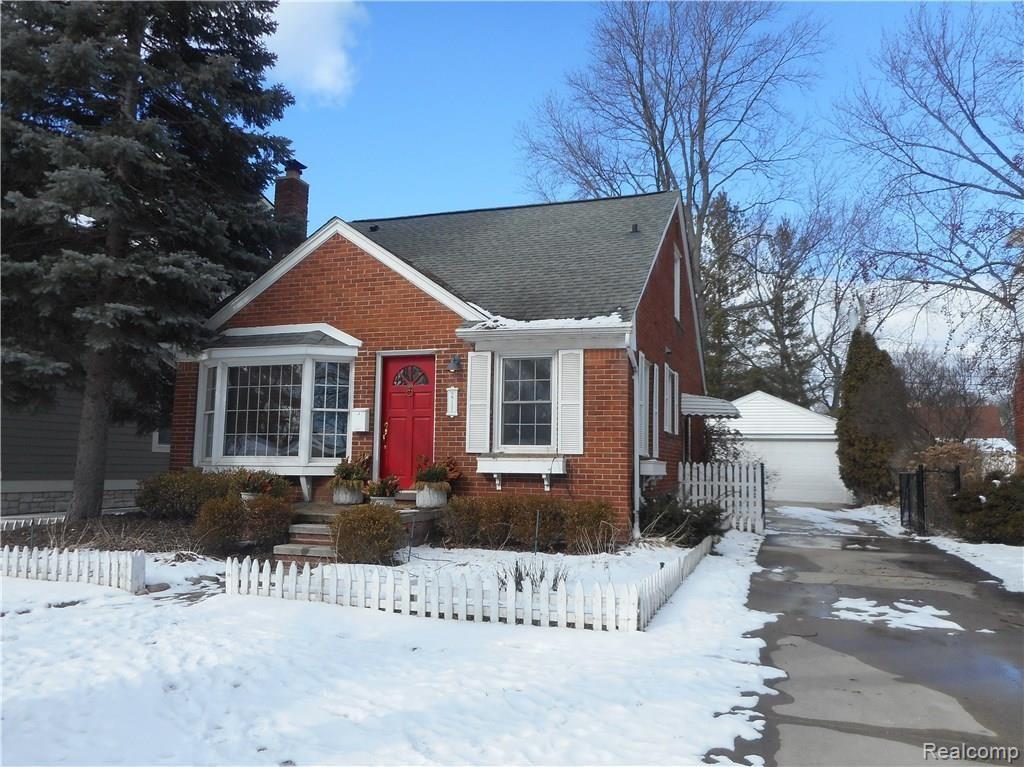 2711 Dorchester Road Birmingham, MI 48009 - Photo 1 of 23