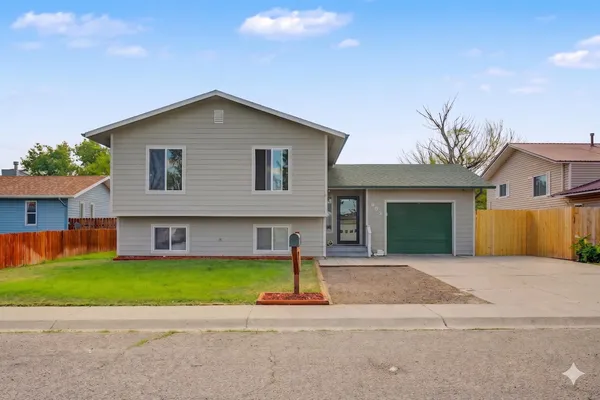 $635,000 | 603 Fairway Avenue, Rifle, CO 81650